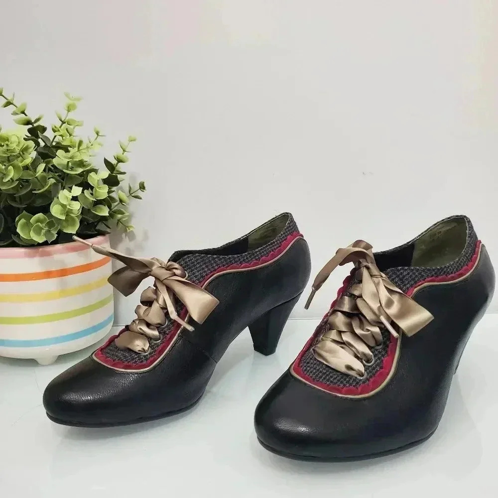 Poetic license Victorian leather and wool heel booties with ribbon laces. Size 8